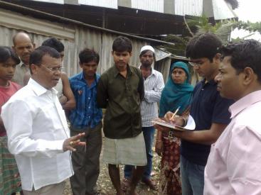 Collecting information directly from the beneficiaries. Source: L. BARRETO DILLON (2011)